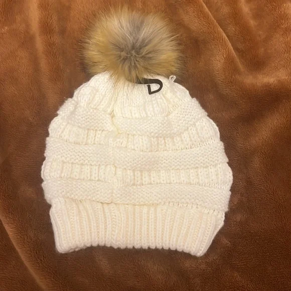 CC Faux Fur Pom Pom Beanie - Picture 3 of 3